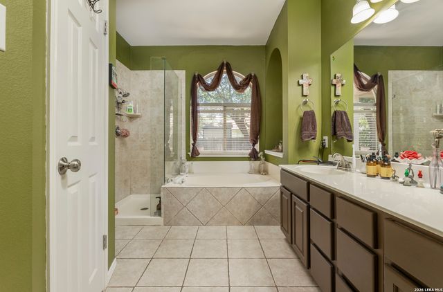 16911 Redland Downs, San Antonio, TX 78247