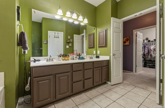 16911 Redland Downs, San Antonio, TX 78247