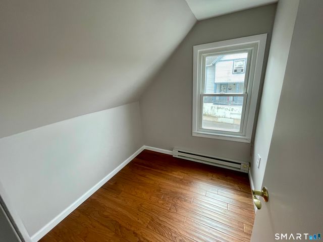 31 Grand Street, New London, CT 06320