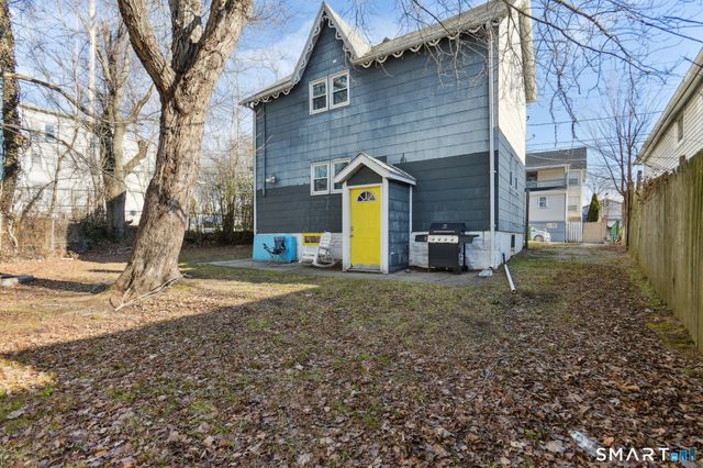 31 Grand Street, New London, CT 06320