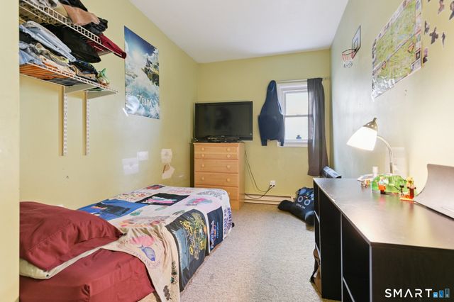 31 Grand Street, New London, CT 06320