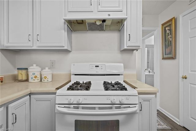 825 Hopewell Street, High Point, NC 27263
