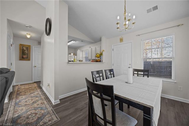 825 Hopewell Street, High Point, NC 27263