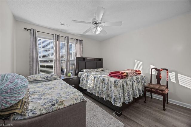 825 Hopewell Street, High Point, NC 27263