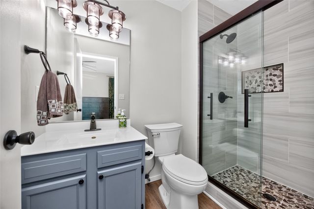 1633 92nd Place, West Des Moines, IA 50266