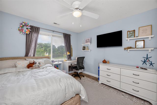 1633 92nd Place, West Des Moines, IA 50266