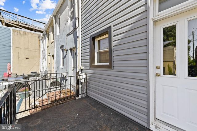 1411 E CLEMENT ST, Baltimore, MD 21230