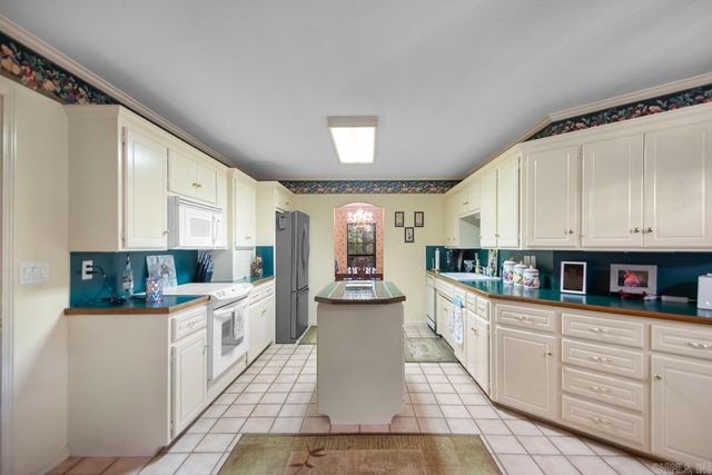 3500 HWY 5, Benton, AR 72019