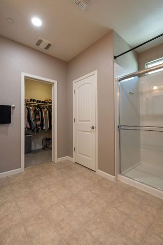 2228 Gallery Dr, Riverbank, CA 95367