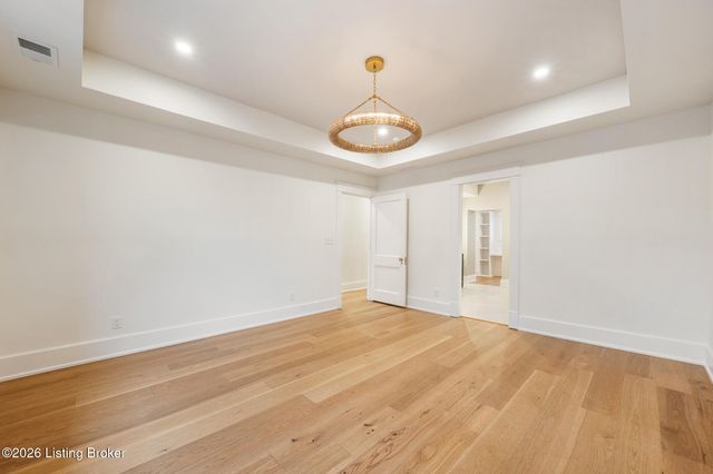 2325 Carolina Ave, Louisville, KY 40205