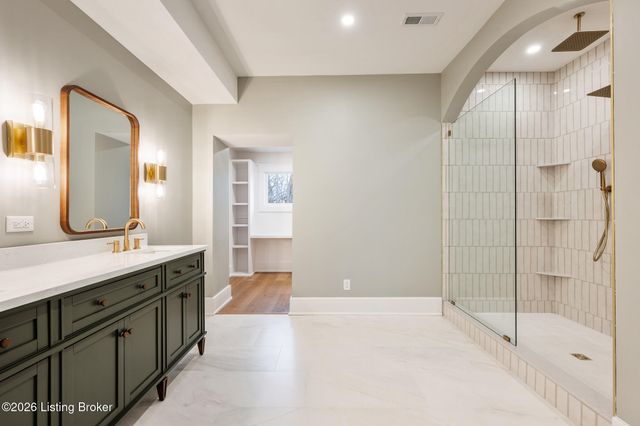 2325 Carolina Ave, Louisville, KY 40205