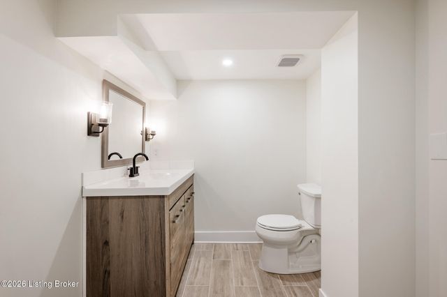 2325 Carolina Ave, Louisville, KY 40205