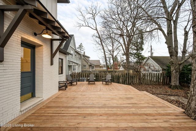 2325 Carolina Ave, Louisville, KY 40205