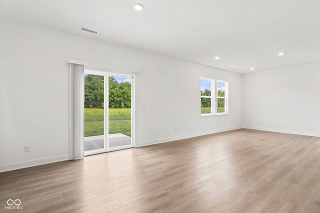 3425 sugar grove dr Drive, Whitestown, IN 46075