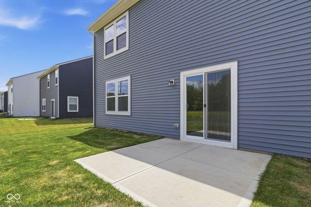 3425 sugar grove dr Drive, Whitestown, IN 46075