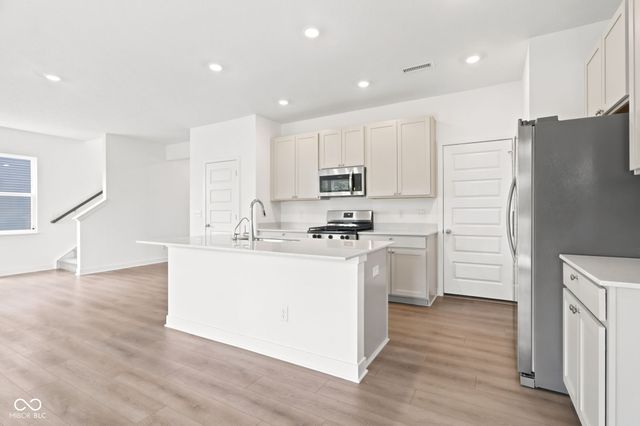 3425 sugar grove dr Drive, Whitestown, IN 46075