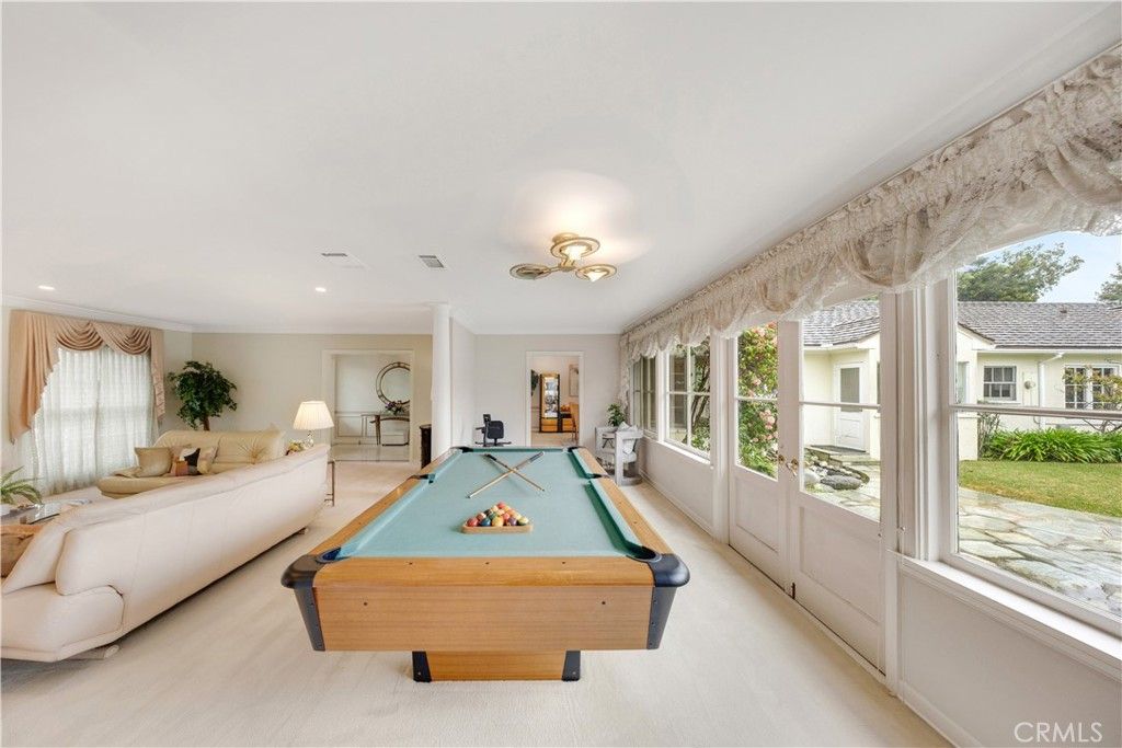Image 10 of property listing at 2835 Devonport, San Marino, CA 91108