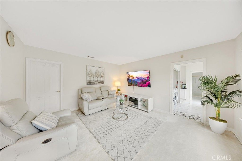 Image 21 of property listing at 2835 Devonport, San Marino, CA 91108