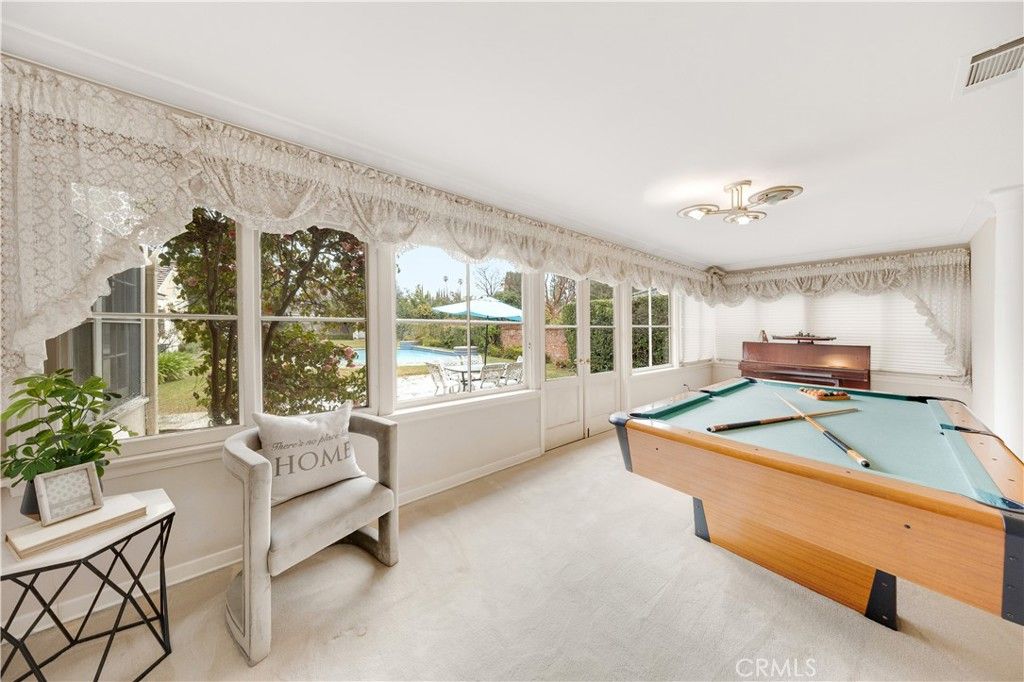 Image 8 of property listing at 2835 Devonport, San Marino, CA 91108