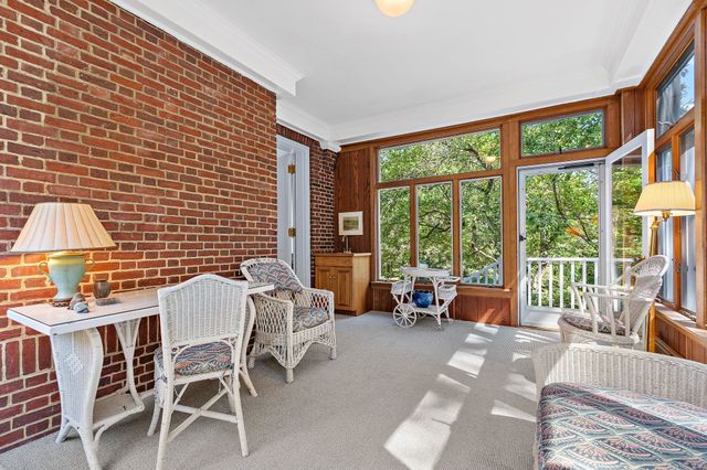 8 Oakmount Circle, Lexington, MA 02420