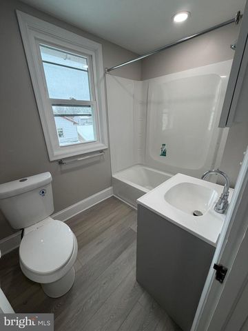 41 W RELIANCE RD, Telford, PA 18969