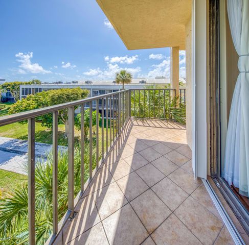 890 Federal Highway 412, Lantana, FL 33462