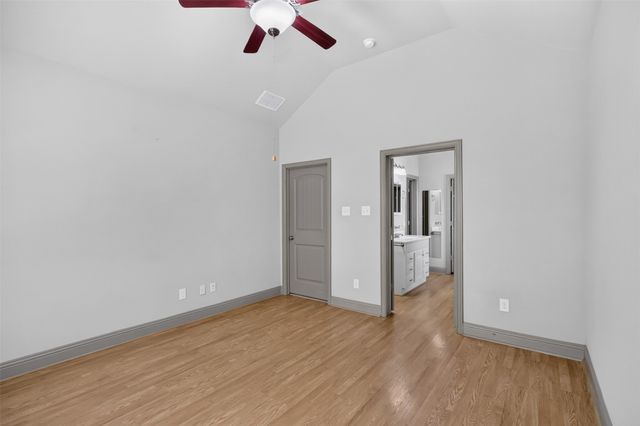 204 Saxon Street, Waxahachie, TX 75165