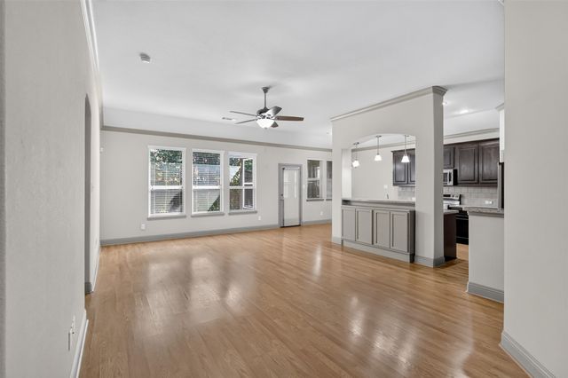204 Saxon Street, Waxahachie, TX 75165