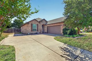 204 Saxon Street, Waxahachie, TX 75165