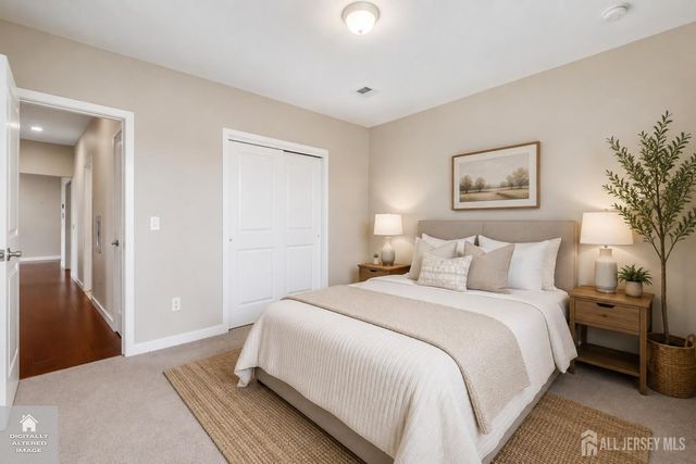 347 Pond Lane, Piscataway, NJ 08854