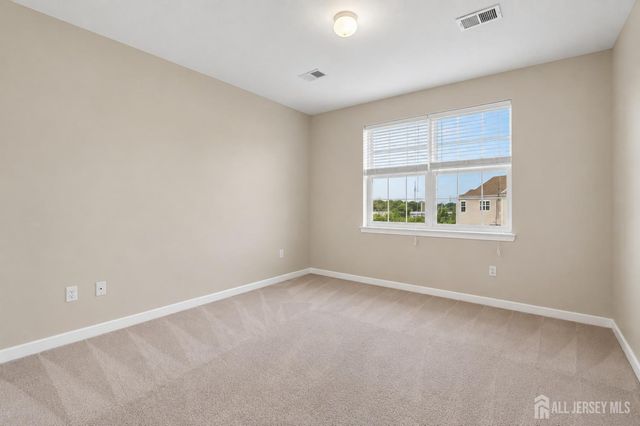 347 Pond Lane, Piscataway, NJ 08854