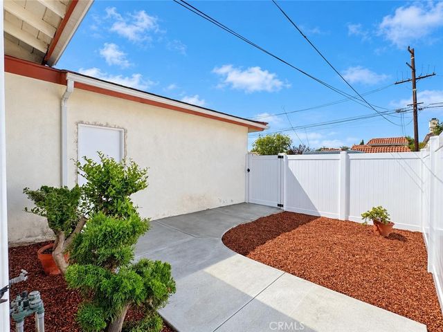 18410 Grevillea, Redondo Beach, CA 90278