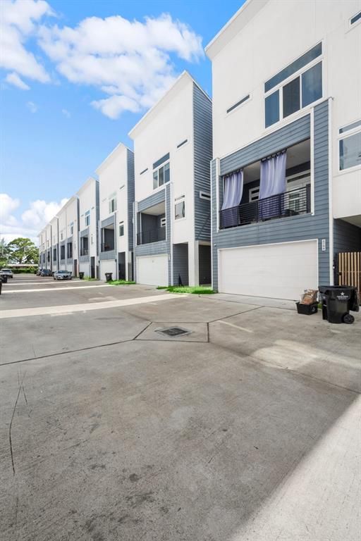 4706 Independence Heights, Houston, TX 77018