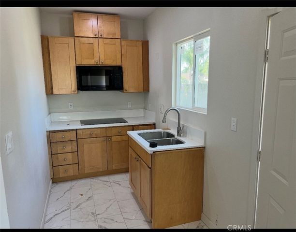150 E 12th, Beaumont, CA 92223