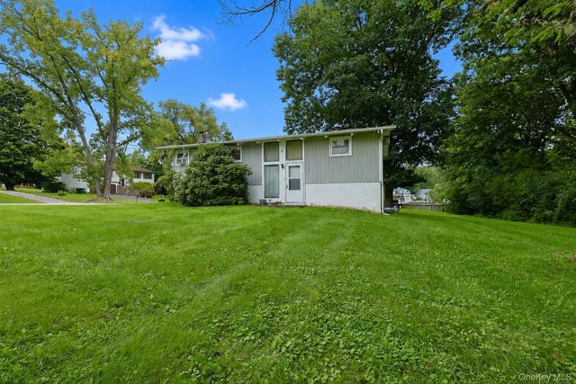 11 Laurie Lane, Newburgh, NY 12550