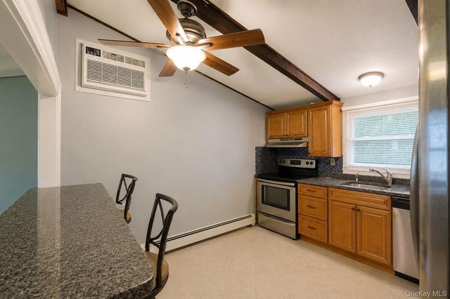 11 Laurie Lane, Newburgh, NY 12550
