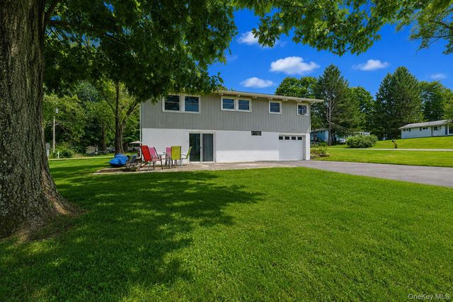 11 Laurie Lane, Newburgh, NY 12550