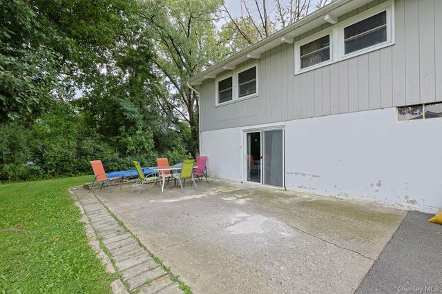 11 Laurie Lane, Newburgh, NY 12550