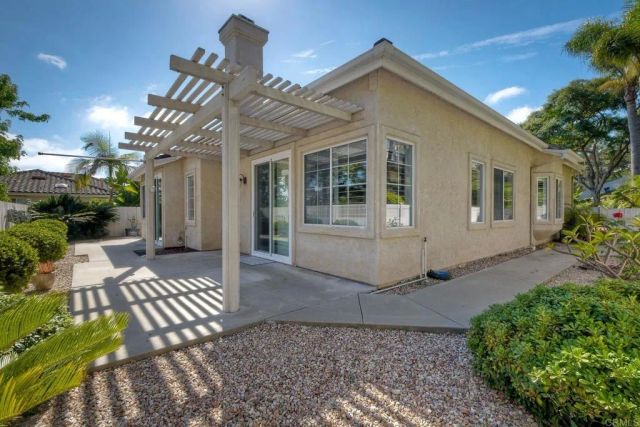 3106 Corte Nina, Carlsbad, CA 92009