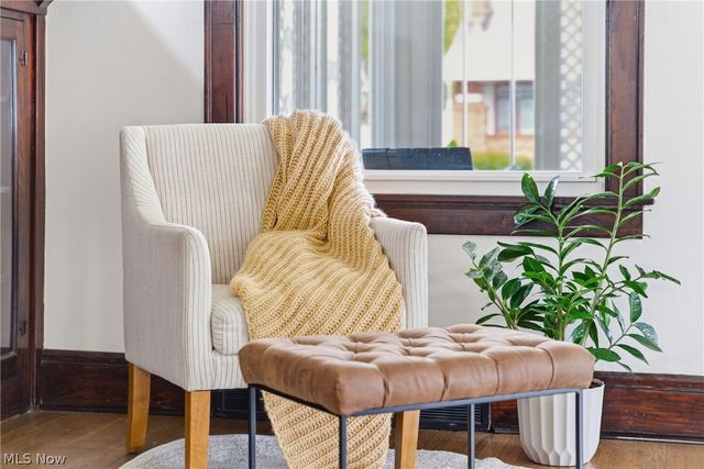 3856 W 162nd Street, Cleveland, OH 44111