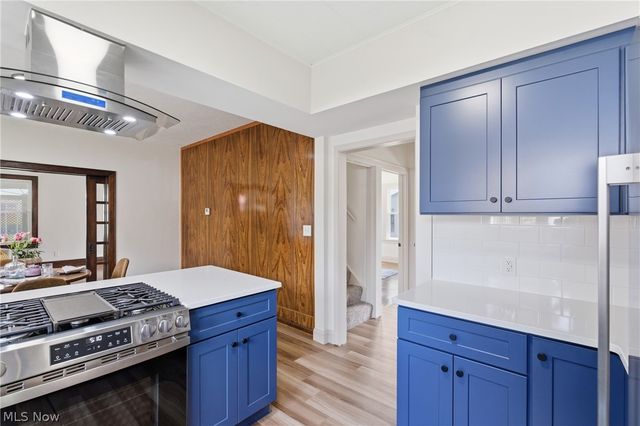 3856 W 162nd Street, Cleveland, OH 44111