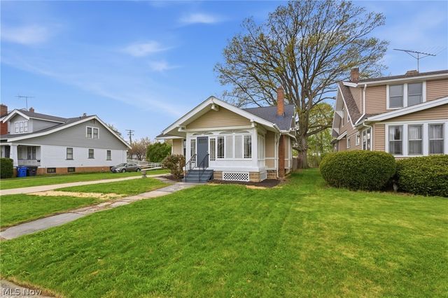 3856 W 162nd Street, Cleveland, OH 44111