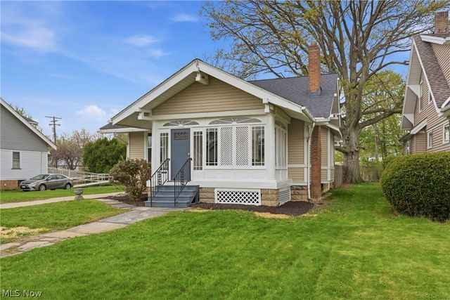 3856 W 162nd Street, Cleveland, OH 44111