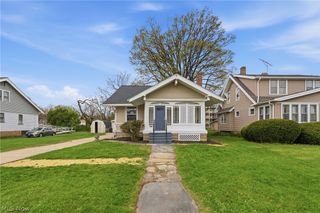 3856 W 162nd Street, Cleveland, OH 44111