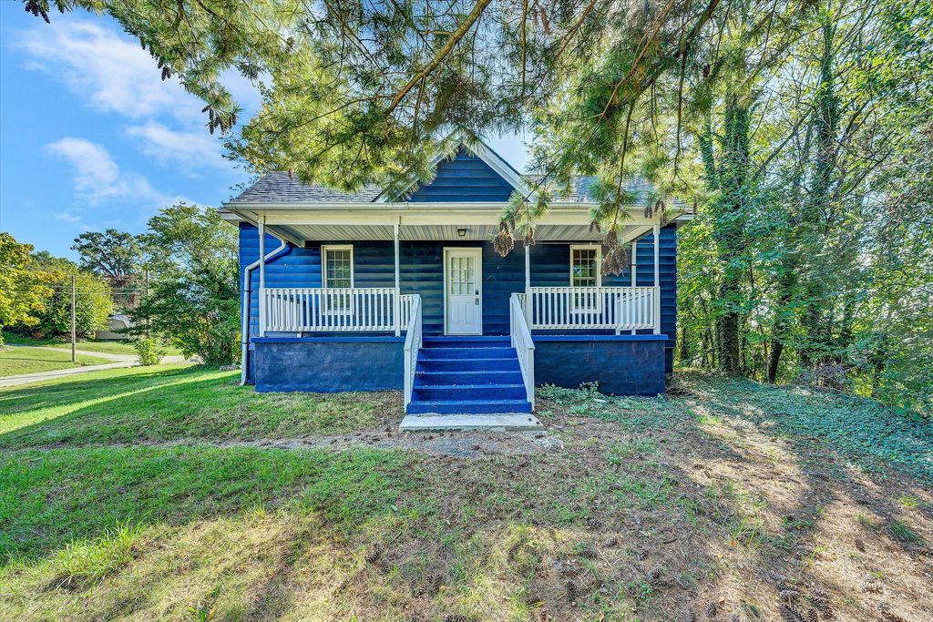 520 Chestnut ST, Vinton, VA 24179