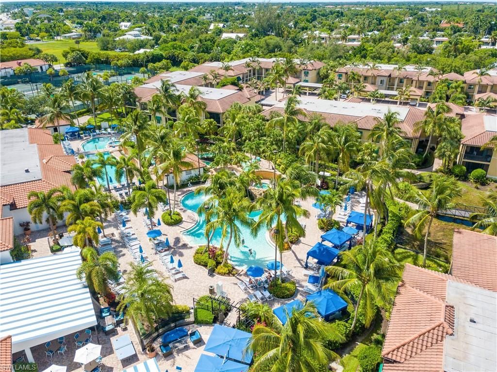 985 Sandpiper St Unit 206, Naples, FL 34102