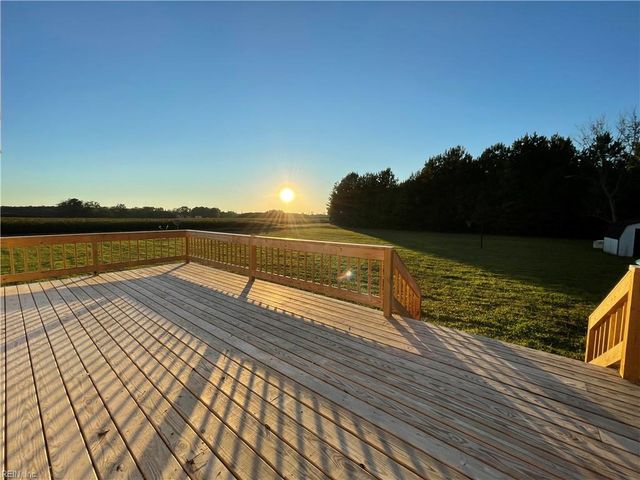 26044 Meherrin RD, Capron, VA 23829