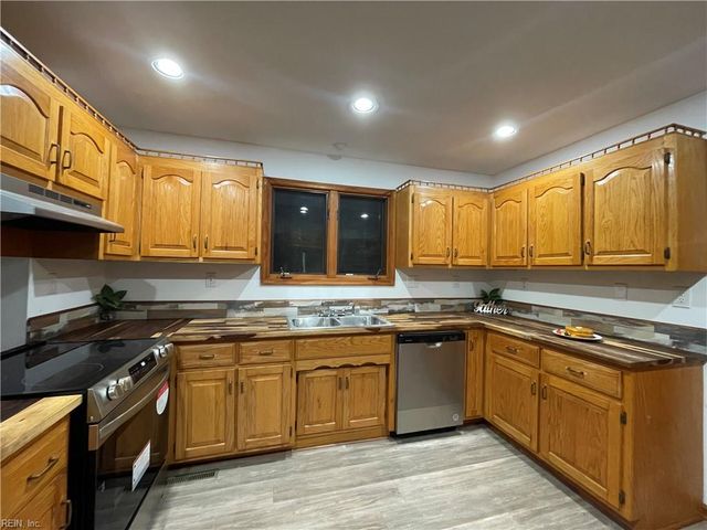 26044 Meherrin RD, Capron, VA 23829