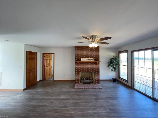 26044 Meherrin RD, Capron, VA 23829