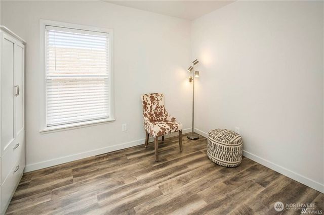 1529 Sturgus Avenue S, Seattle, WA 98144
